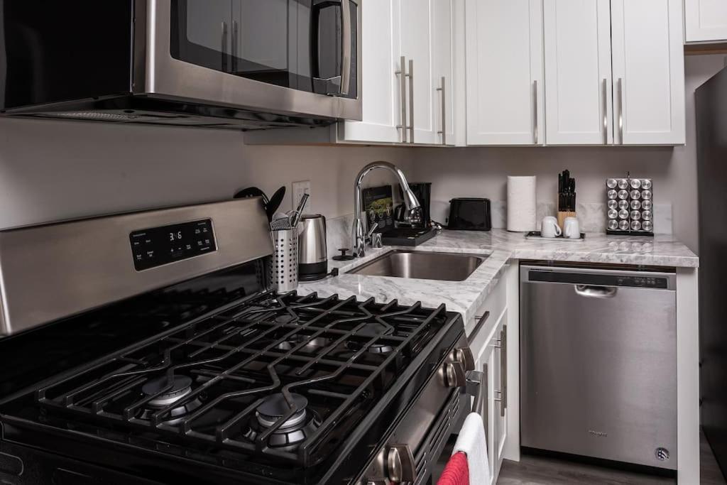 Lovely Studio W Full Kitchen In Heart Of Σαν Ντιέγκο Εξωτερικό φωτογραφία