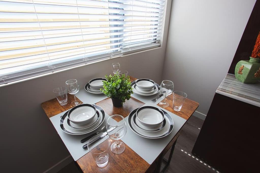 Lovely Studio W Full Kitchen In Heart Of Σαν Ντιέγκο Εξωτερικό φωτογραφία