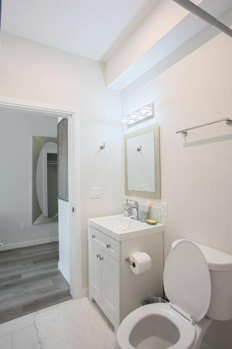 Lovely Studio W Full Kitchen In Heart Of Σαν Ντιέγκο Εξωτερικό φωτογραφία